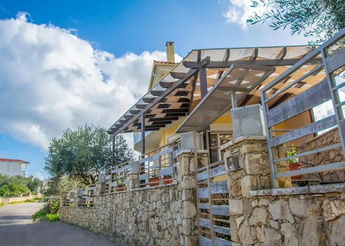 Villa Ianthi By 